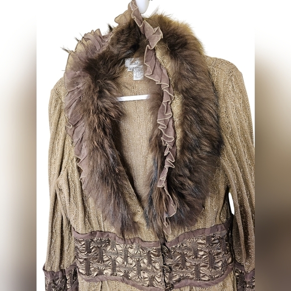 Aris A faux fur sweater with waist embellishments. (Magnolia Peal vibe) Small - Picture 2 of 8